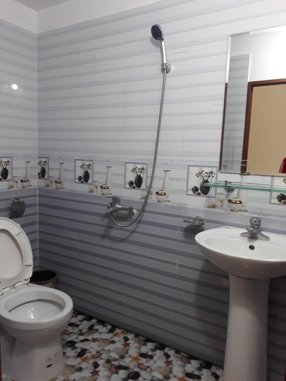 Nha Nghi Son Lam - Panorama lake view Apartment An Ma Bagian luar foto